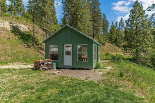NNA FARM TO MARKET ROAD, BONNERS FERRY, ID 83805, photo 3 of 53
